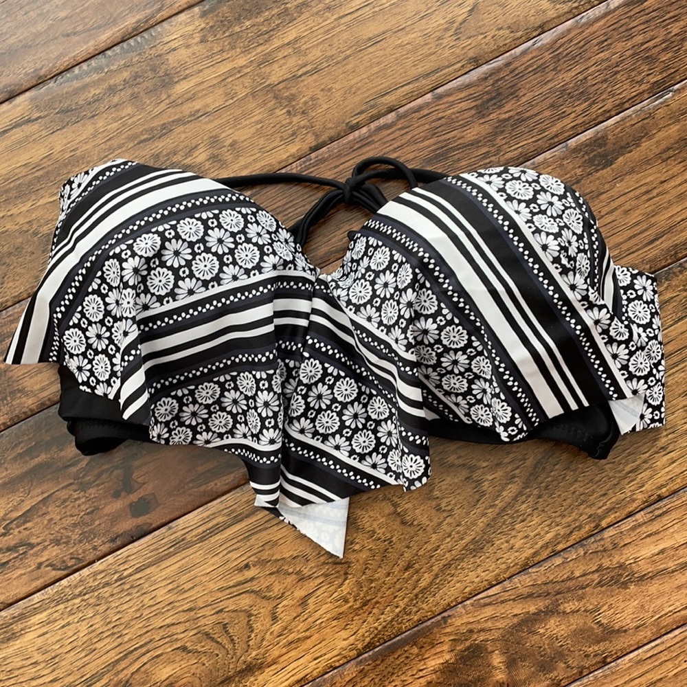 Heart line push up bikini top